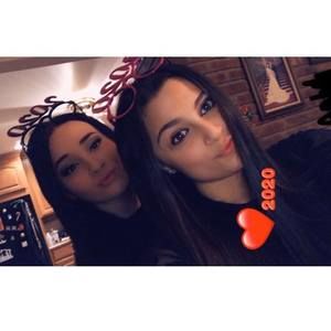 Meet your Posher, Gina